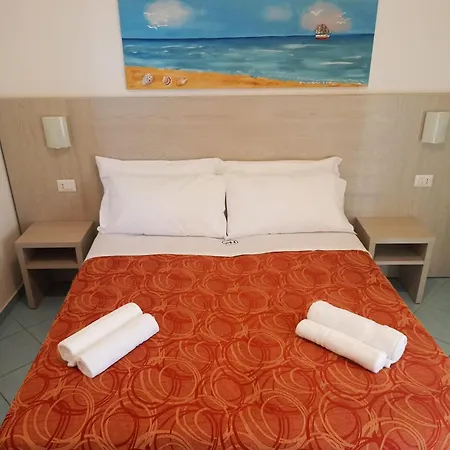 Hotel Adriana 3*
