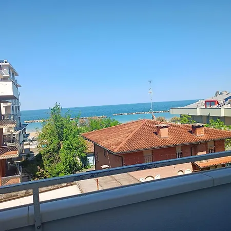 Adriana Hotel 3*